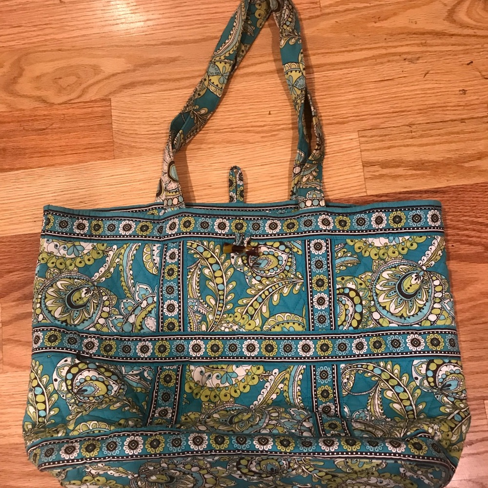Vera Bradley tote bag
